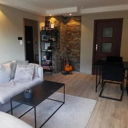 Koselig Naer Sentrum Apartman *