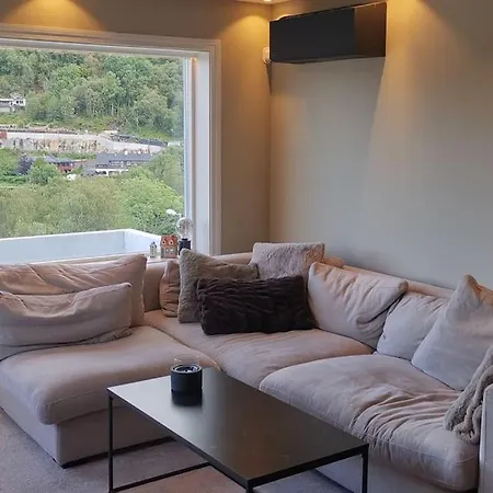 Koselig Naer Sentrum شقة *